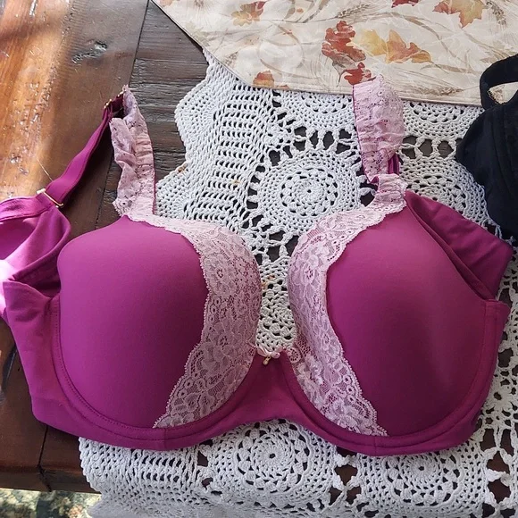 Set of 4 Sexy Soma Bras - Picture 2 of 13